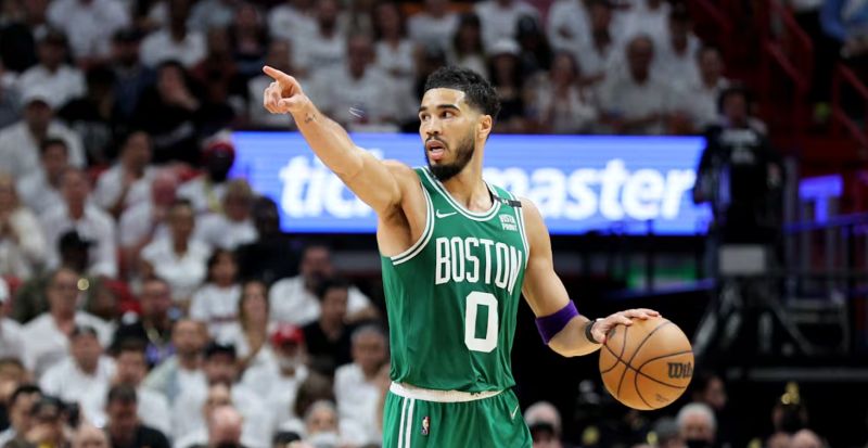 Phong cách thi đấu linh hoạt và đa dạng